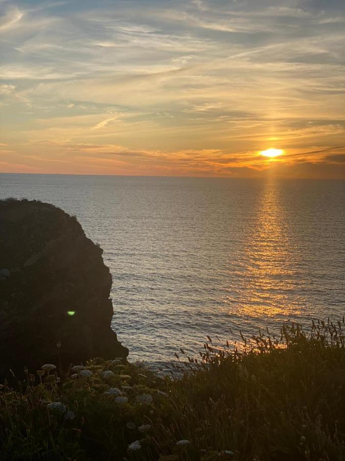Seaview, Luxury Apartment, 2 Min Walk To Porth Beach Newquay  Exterior photo